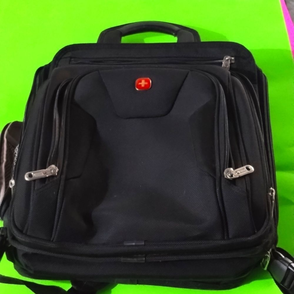 Swiss tech computer backpack.